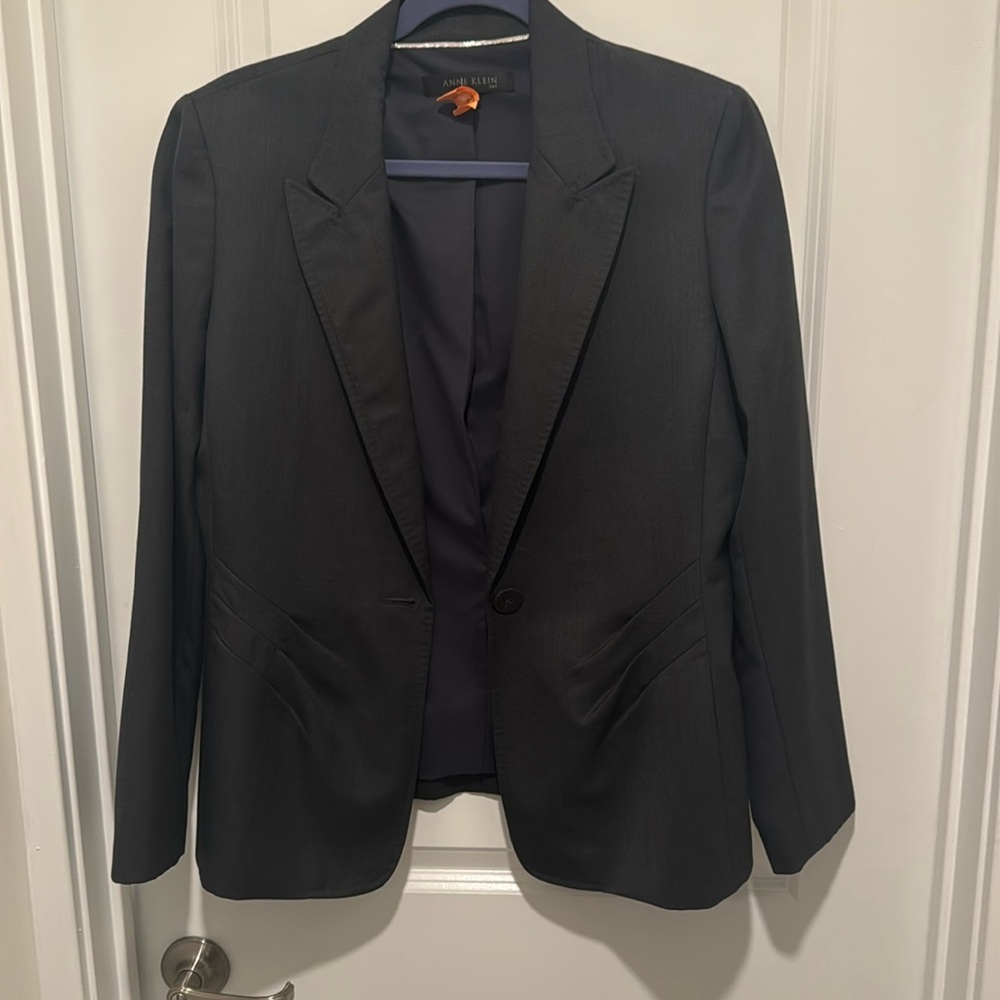 Women’s Anne Klein L tailored blazer Navy Blue in color